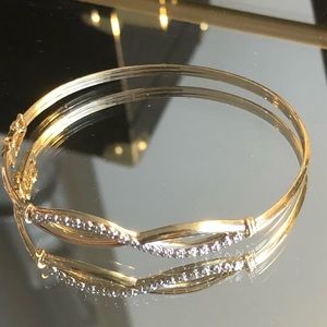 Vintage 10KT Gold & Diamond Accent Bangle